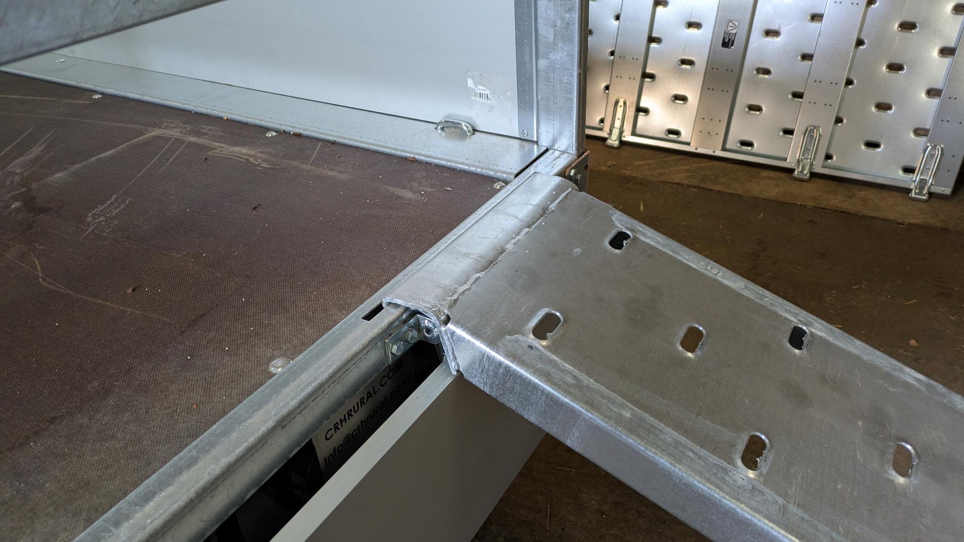 Ramps - Steel 2.5mtr long with locating lip (Pair)